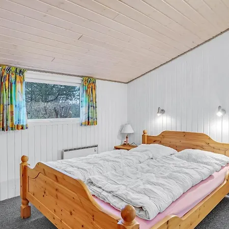 Semesterbostad Awesome In With Sauna